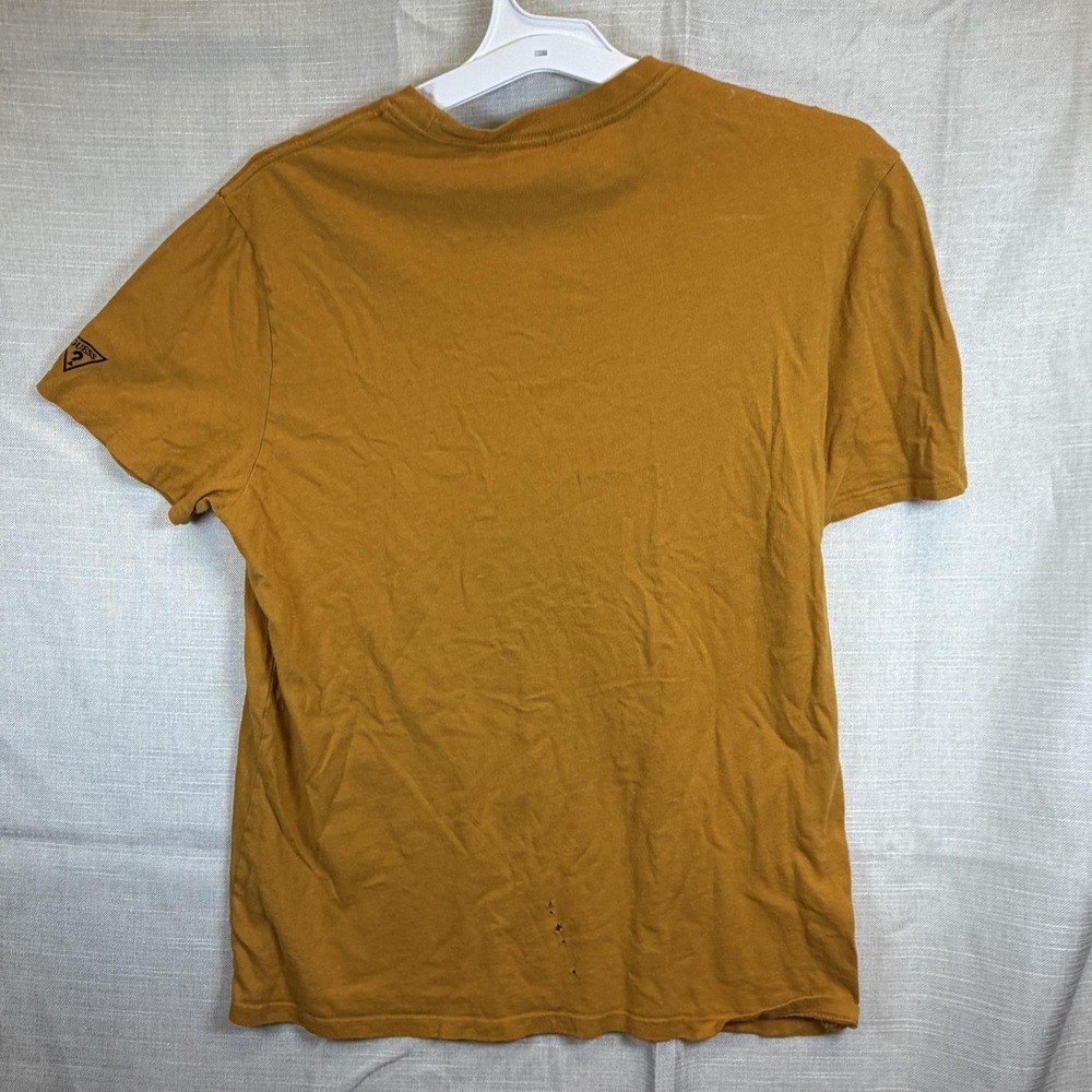 Guess Shirt Mens Medium Gold Rose Cross Embroidered Pocket Graphic Tee Logo - Picture 11 of 12